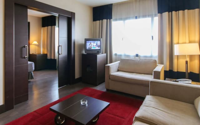 Hotel Mercader - photo 4