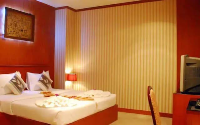 Palm Beach Hotel - photo 3