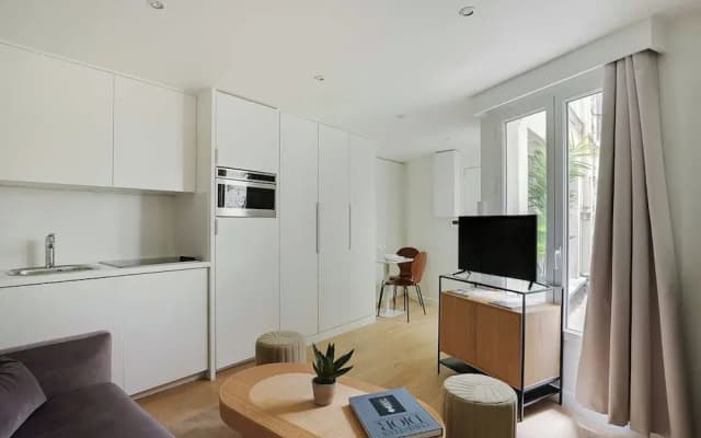 Magnificent Apartment in Les Halles - photo 4