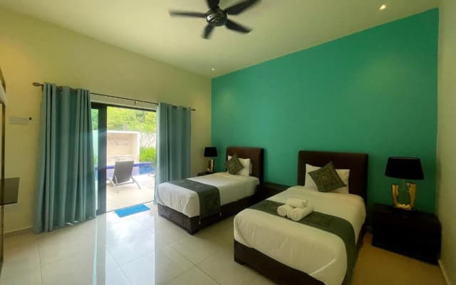 Charis Pool Villa 1 - 3 Bedroom with Private Pool - photo 4