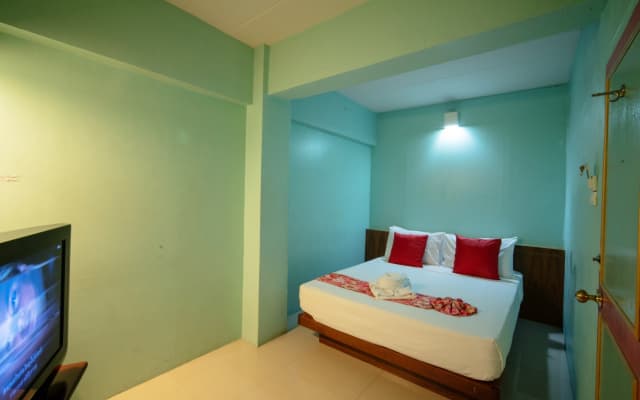 Wild Orchid Villa Bangkok - photo 3