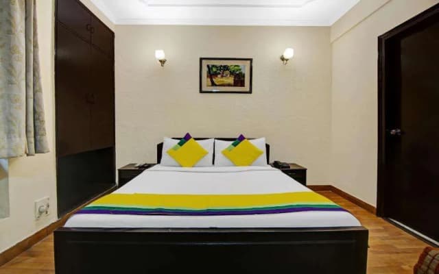 Itsy Hotels Arien International - photo 3