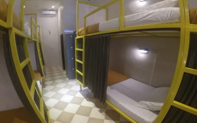 Bedplus Backpacker Seminyak - photo 2