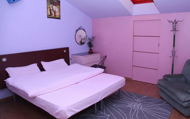 Lovely House - photo 4