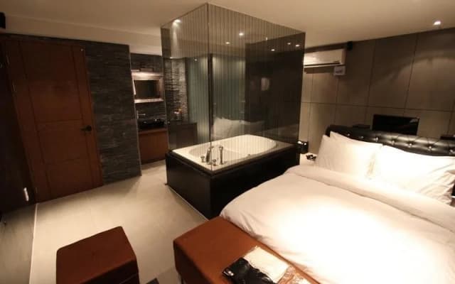 A Seven Hotel - photo 3