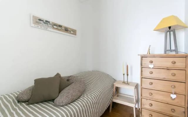 1 Bedroom Apartment Paris Montparnasse - photo 2