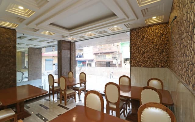 Capital O 11690 M Suites - photo 3