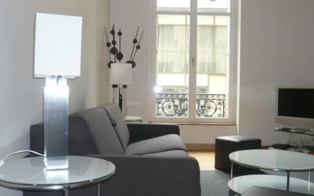 Bridgestreet Champs Elysées Deluxe Residence Apartments - photo 3
