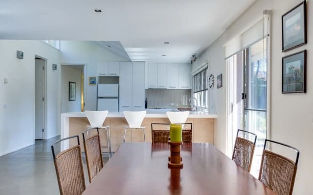 Portsea Place - photo 2