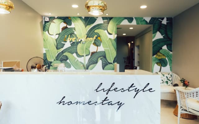 Js Cafe and Poshtel - photo 2