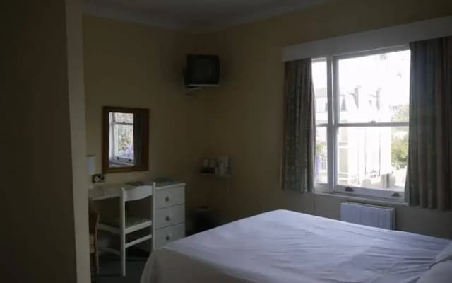 The Selwyn Hotel - photo 5