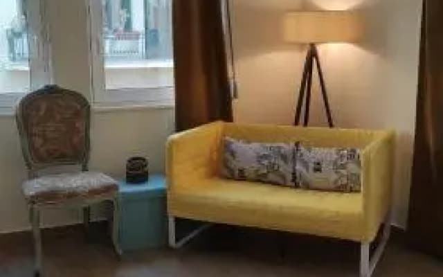 Athens Living Room - photo 3