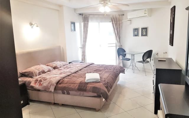 1 bed Apartment Jomtien Beach - photo 2