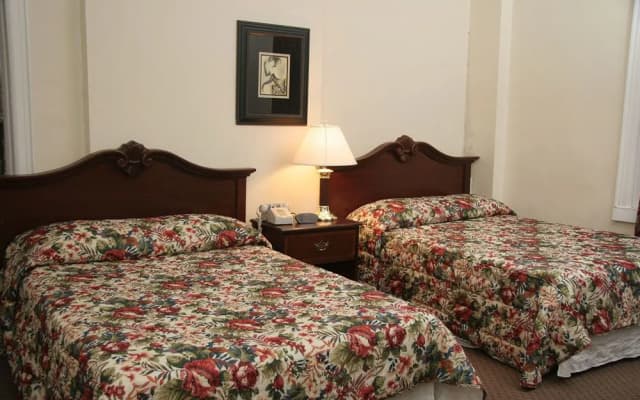 Imperial Court - photo 3