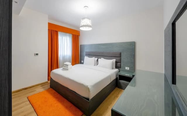 Vesta - Luxury Apt- 2BR - CFC II - photo 3