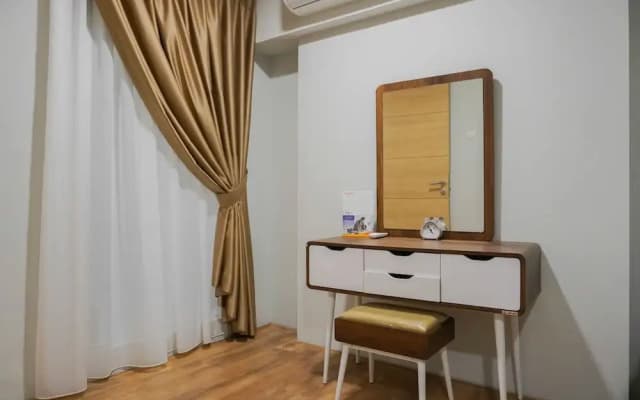 Modern 2BR Apartment at Maqna Residence - photo 5