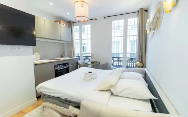 Cosy and New Studio Center of Paris - photo 3