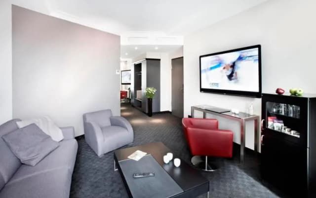 Hotel NEWBERLIN - photo 5