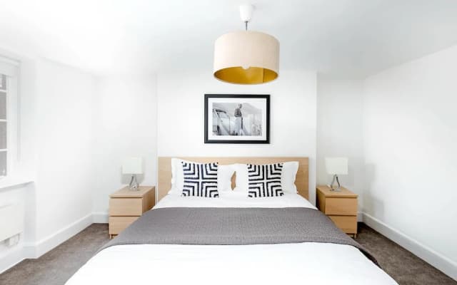 Goodge 55 - photo 3