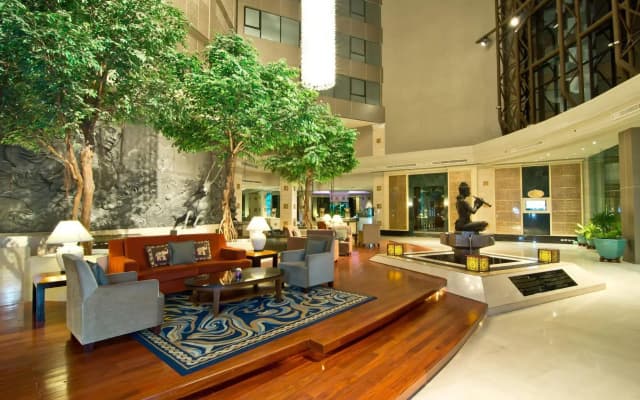 Royal Cliff Beach Hotel Pattaya - photo 2