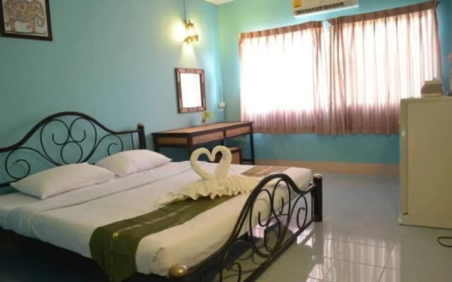 Nimman Expat Home - photo 4