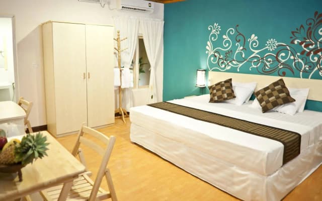 Stingray Beach Inn - photo 3