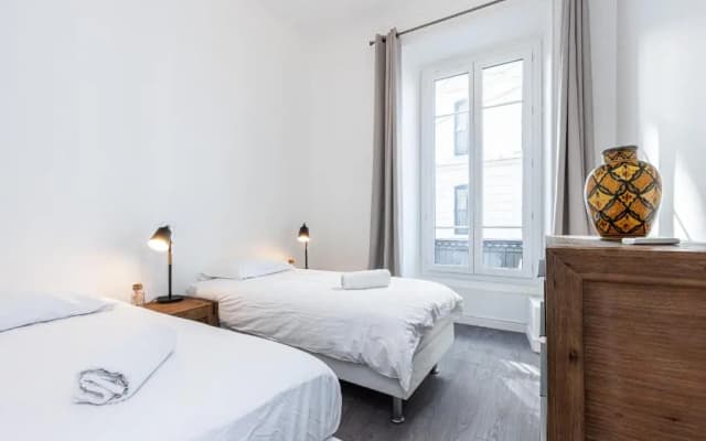 Jean Medecin Av - Large 2 Bdrs Central AC - photo 5