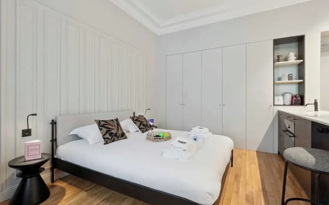 Modern Apartment - 2P - Parc Monceau - photo 2