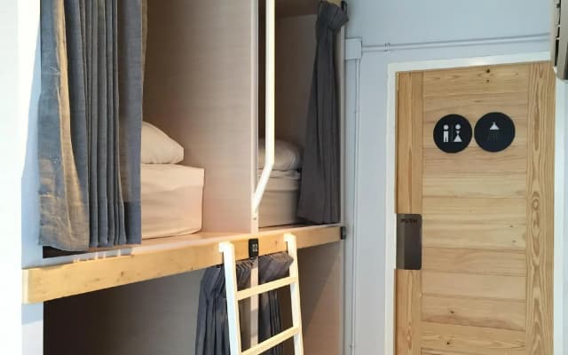 Movylodge Hostel - photo 3