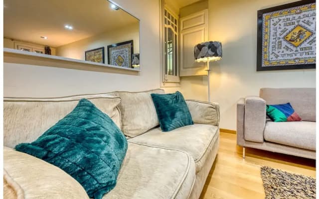 Luxury Apartment near Diagonal - photo 2