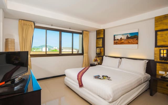 Crystal Inn Phuket - photo 3
