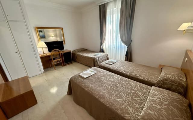 Hotel Principe Di Piemonte - photo 4