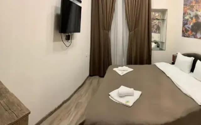 Sweet studio on Rustaveli Avenue - photo 3