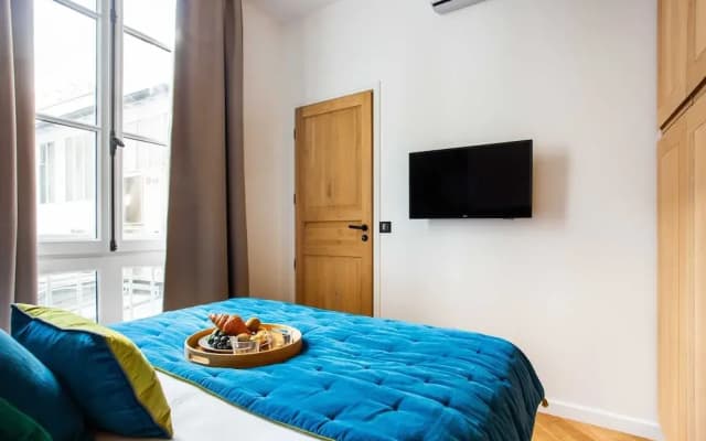 Intimate Apartment - 1br/3p - Near Le Marais - photo 2