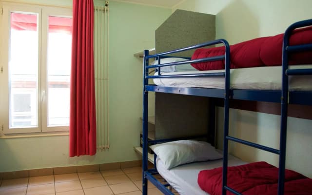 Auberge Internationale des Jeunes - Hostel - photo 2