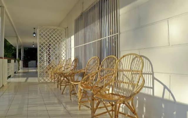 Red Door Apartments - photo 2