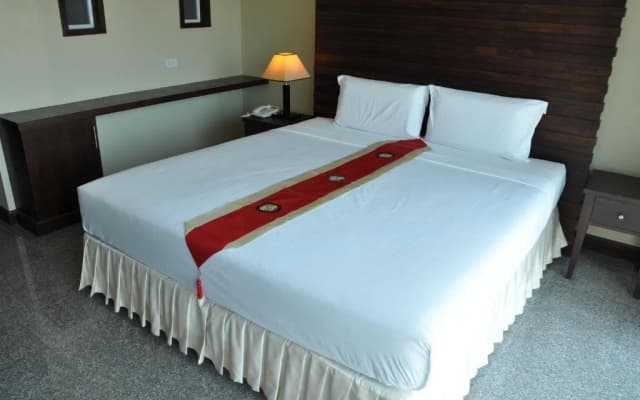 Karon Bay Inn - photo 2