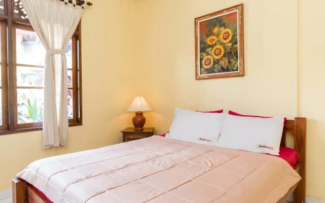 RedDoorz near Duyung Beach Sanur - photo 3