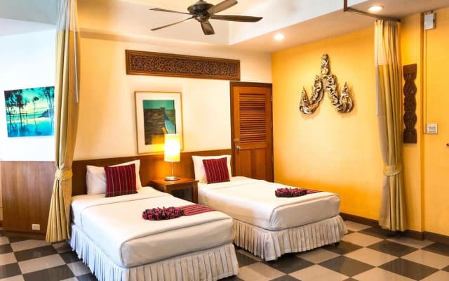 Birds and Bees Resort - photo 3