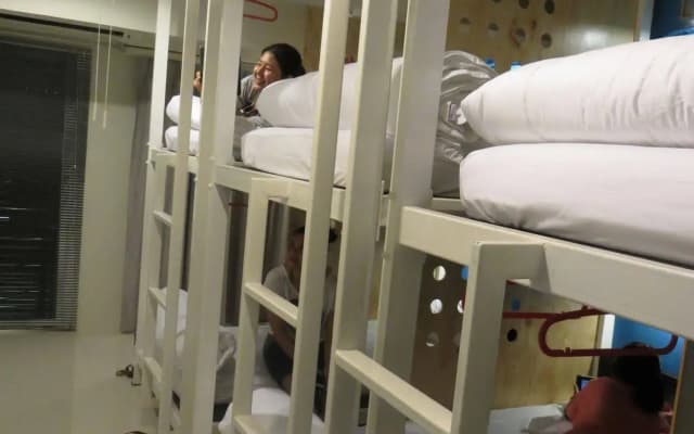 OYes Hostel - photo 4