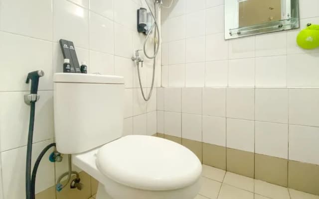 Best Startegic 2Br At Bassura City Apartment - photo 5