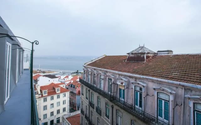 Breathtaking River View in Alfama - photo 3