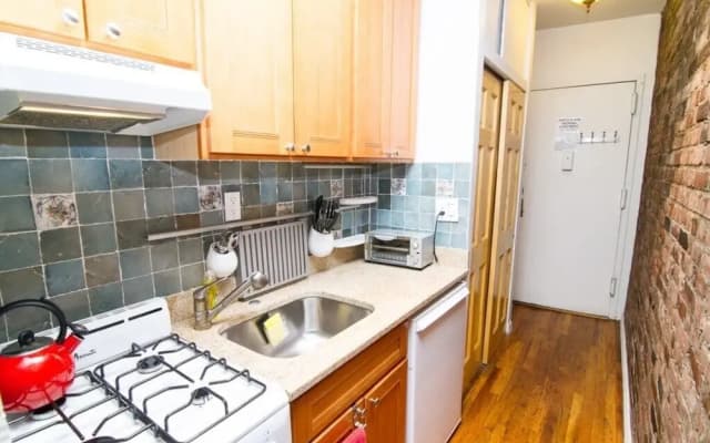 Charming Studio on Gramercy - photo 4
