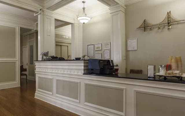 Grant Hotel - photo 5