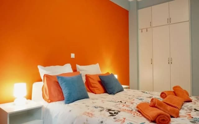 Modern Central Fully Equipped Apt - photo 3