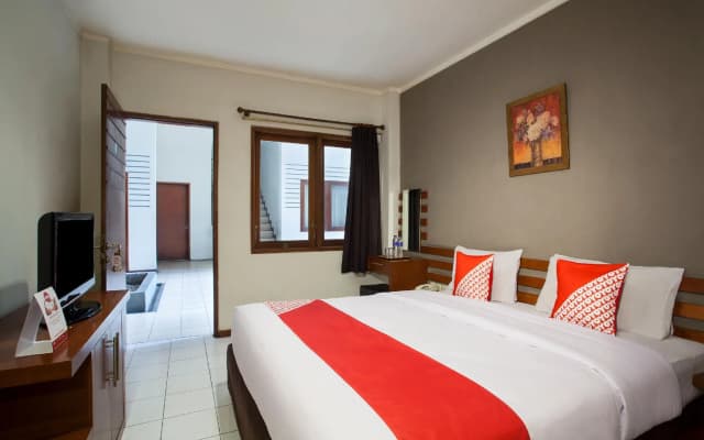 N Hotel Harmoni Jakarta - photo 3