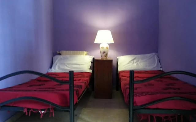 Eden Guest House Hostel - photo 2
