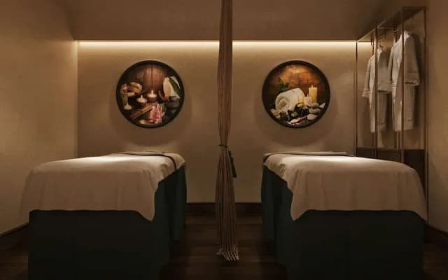 Aurora Oriental Hotel - photo 3