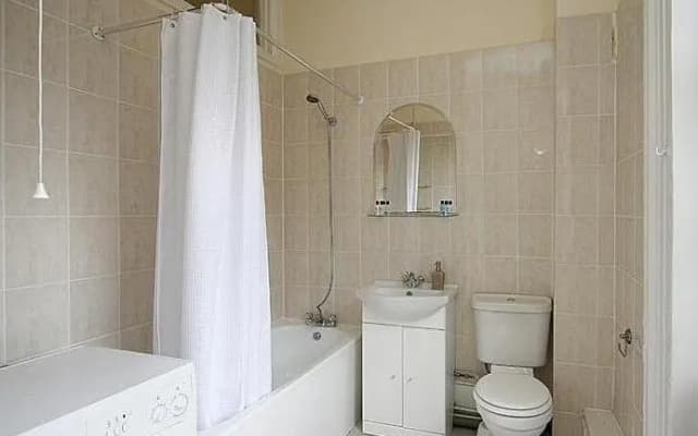 Times Square Apartments - photo 2