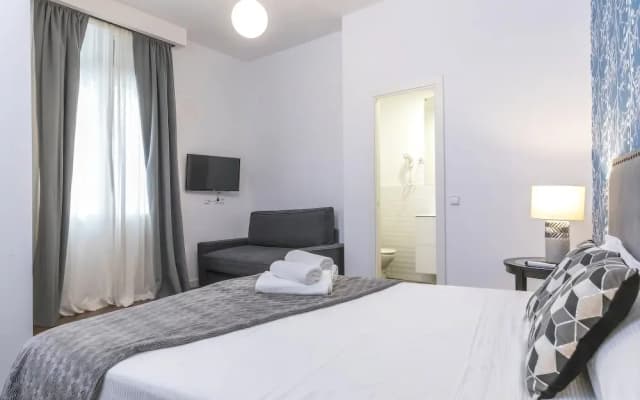 Prado Apartment Ii - photo 2